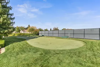 9501 Misty Cove Lane, Elk Grove, CA 95758 - Photo 61