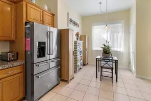 9501 Misty Cove Ln, Elk Grove, CA 95758 - Photo 23