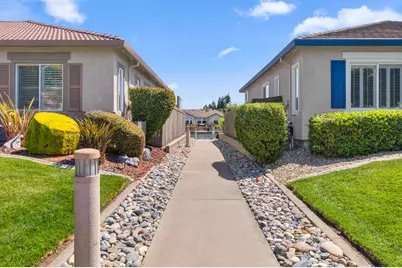 9501 Misty Cove Lane, Elk Grove, CA 95758 - Photo 71