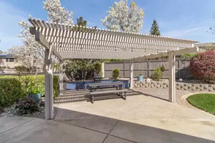 9501 Misty Cove Ln, Elk Grove, CA 95758 - Photo 51