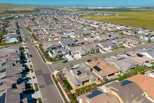 4676 Ian Ln, Tracy, CA 95377 - Photo 57