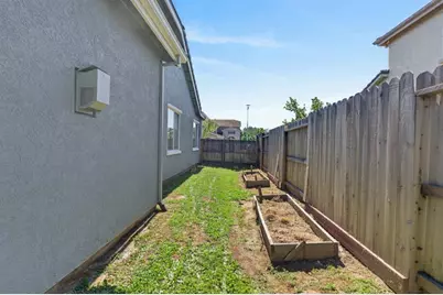 9341 Pascal Way, Elk Grove, CA 95624 - Photo 49