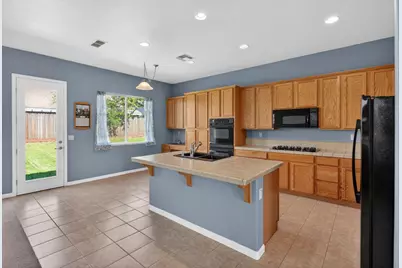 9341 Pascal Way, Elk Grove, CA 95624 - Photo 15