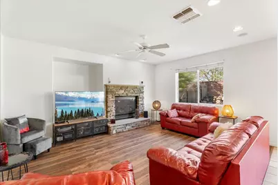 11855 Larisa Way, Rancho Cordova, CA 95742 - Photo 19