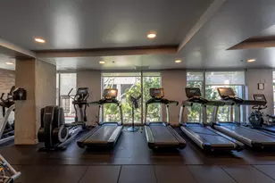 38 N Almaden Blvd, San Jose, CA 95110 - Photo 35