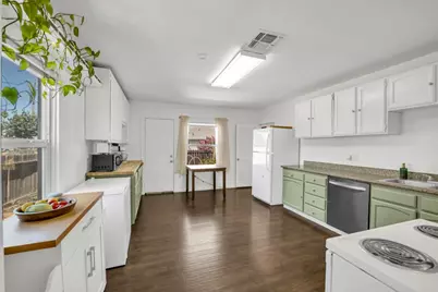 421 West St, Woodland, CA 95695 - Photo 3