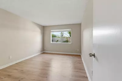 7419 Sunborough Lane, Sacramento, CA 95828 - Photo 19