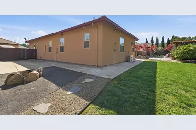 10717 Goldsborough Circle, Oakdale, CA 95361 - Photo 53