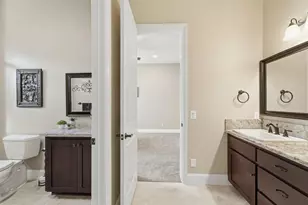 10717 Goldsborough Cir, Oakdale, CA 95361 - Photo 35