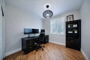 1080 Mariners Dr, Lathrop, CA 95330 - Photo 5