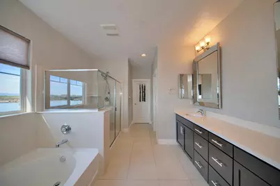 1080 Mariners Dr, Lathrop, CA 95330 - Photo 21