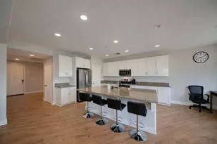 1080 Mariners Dr, Lathrop, CA 95330 - Photo 9