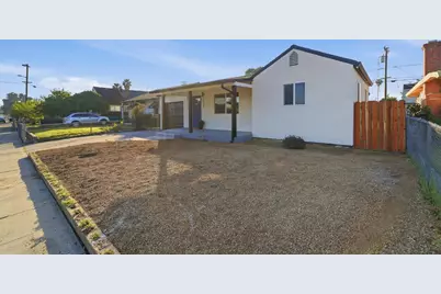 2120 Michigan Avenue, Stockton, CA 95204 - Photo 3