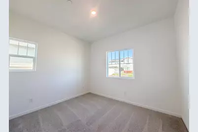 1176 Willow Hill Avenue, Sacramento, CA 95834 - Photo 17