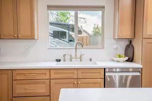 7975 Stone Canyon Cir, Citrus Heights, CA 95610 - Photo 25