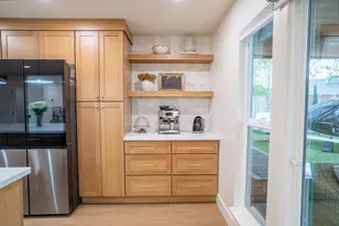 7975 Stone Canyon Cir, Citrus Heights, CA 95610 - Photo 27