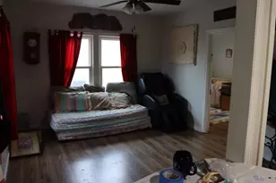 1332 Dixieanne Ave, Sacramento, CA 95815 - Photo 15