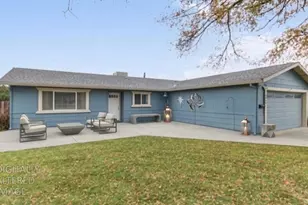 6949 Franela Way, Citrus Heights, CA 95621 - Photo 3