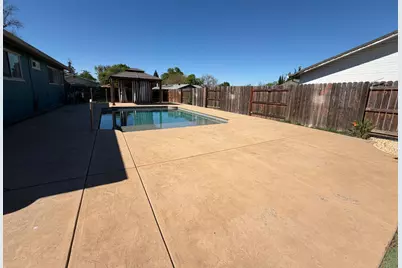 6949 Franela Way, Citrus Heights, CA 95621 - Photo 13