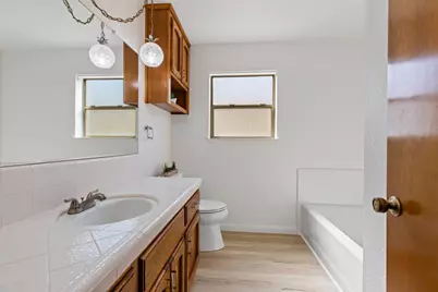 10680 Cleveland Avenue, Oakdale, CA 95361 - Photo 13