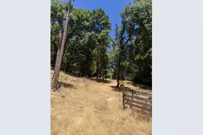 17721 Knoll Top Drive, Grass Valley, CA 95945 - Photo 3