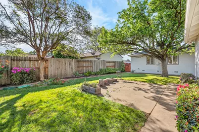 5841 18th Avenue, Sacramento, CA 95820 - Photo 43