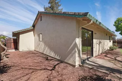 282 Ravenwood Way, Lodi, CA 95240 - Photo 33