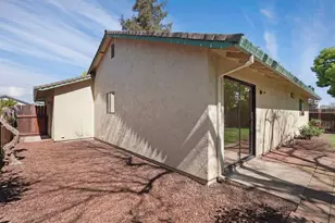 282 Ravenwood Way, Lodi, CA 95240 - Photo 33