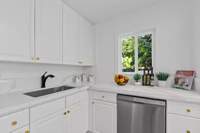 5625 La Campana Way, Sacramento, CA 95822 - Photo 9