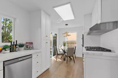 5625 La Campana Way, Sacramento, CA 95822 - Photo 7