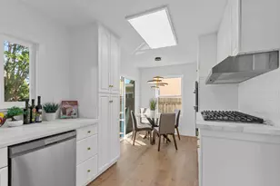 5625 La Campana Wy, Sacramento, CA 95822 - Photo 7