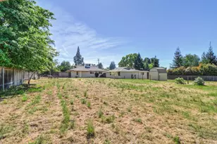 5531 Cypress Ave, Carmichael, CA 95608 - Photo 29