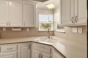 5531 Cypress Ave, Carmichael, CA 95608 - Photo 15