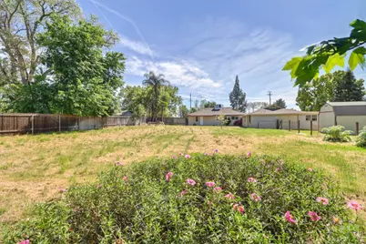 5531 Cypress Avenue, Carmichael, CA 95608 - Photo 31