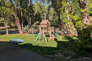 10388 Kenwood Dr, Grass Valley, CA 95949 - Photo 3