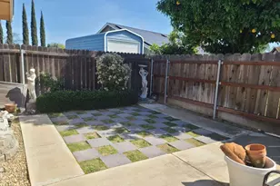 544 Hawes St, Manteca, CA 95336 - Photo 9