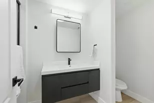 900 Moon Cir, Folsom, CA 95630 - Photo 23