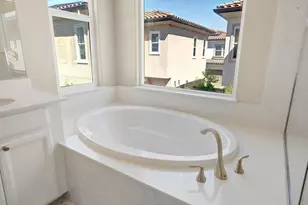 1673 Vine St, Davis, CA 95616 - Photo 9