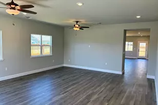 929 Norman Rd, Galt, CA 95632 - Photo 3