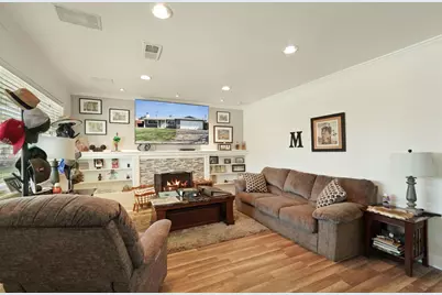 2513 36th Avenue, Sacramento, CA 95822 - Photo 9