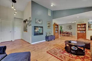 10901 Footwall Dr, Grass Valley, CA 95945 - Photo 3