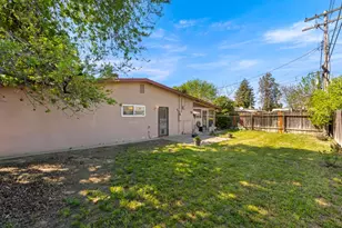 8230 Butternut Dr, Citrus Heights, CA 95621 - Photo 23