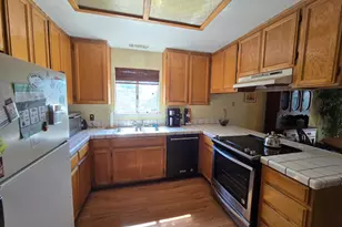 401 Montrose Ct, Modesto, CA 95355 - Photo 3