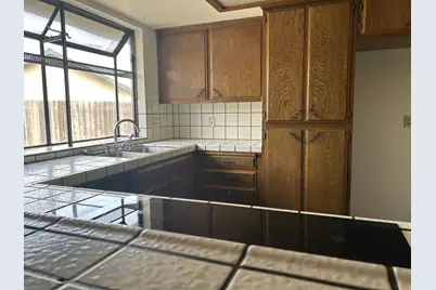 616 Carignane Court, Lodi, CA 95240 - Photo 11