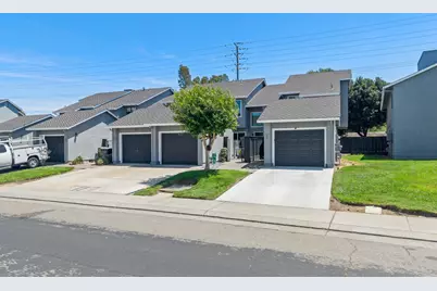 2206 Piccardo Circle #9, Stockton, CA 95207 - Photo 1