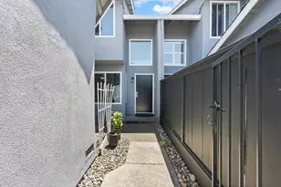 2206 Piccardo Cir, Stockton, CA 95207 - Photo 3