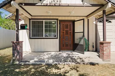 477 Lampasas Avenue, Sacramento, CA 95815 - Photo 5