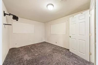 477 Lampasas Avenue, Sacramento, CA 95815 - Photo 11