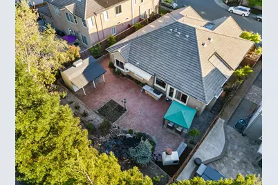 1061 Sandwick Way, Folsom, CA 95630 - Photo 5