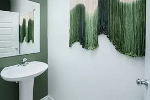 1119 Bellawood Dr, Galt, CA 95632 - Photo 9